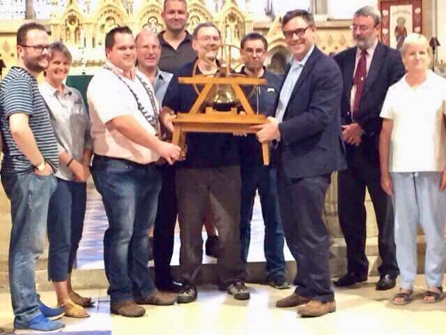 ReceiveTrophy